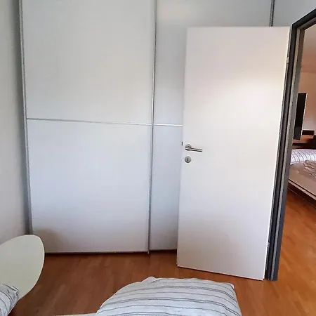 Markus Haus Kmb Seeappartement Ossiacher See Mit Direktem Seezugang, Hallenbad, Skiarena Gerlitzen Tschoran