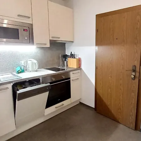 Markus Haus Kmb Seeappartement Ossiacher See Mit Direktem Seezugang, Hallenbad, Skiarena Gerlitzen