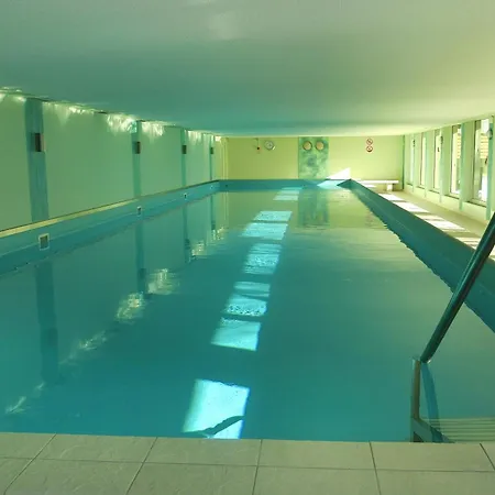 Daire Markus Haus Kmb Seeappartement Ossiacher See Mit Direktem Seezugang, Hallenbad, Skiarena Gerlitzen Tschoran